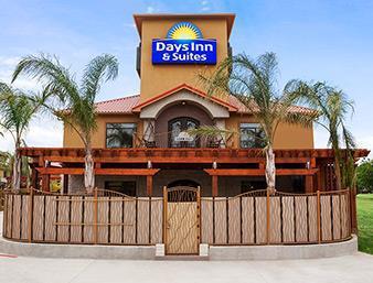 Westfield Days Inn & Suites By Wyndham Houston North-Spring المظهر الخارجي الصورة